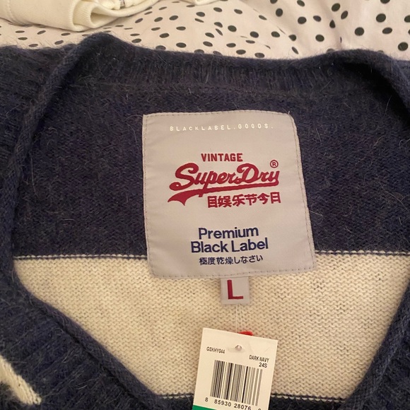 Superdry sweater nwt - Picture 2 of 5